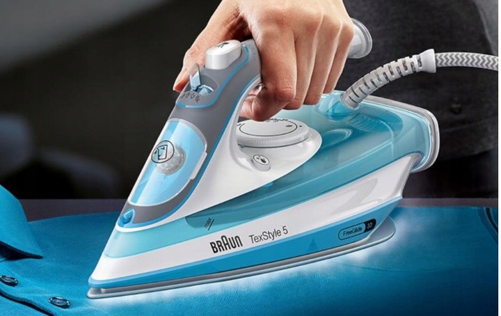 Żelazko parowe BRAUN TexStyle 5 SI5006BL