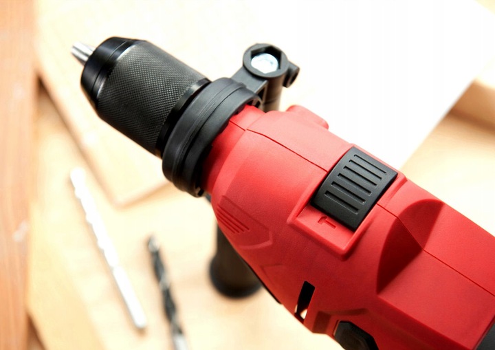 WIERTARKA UDAROWA 710W 6725 SKIL