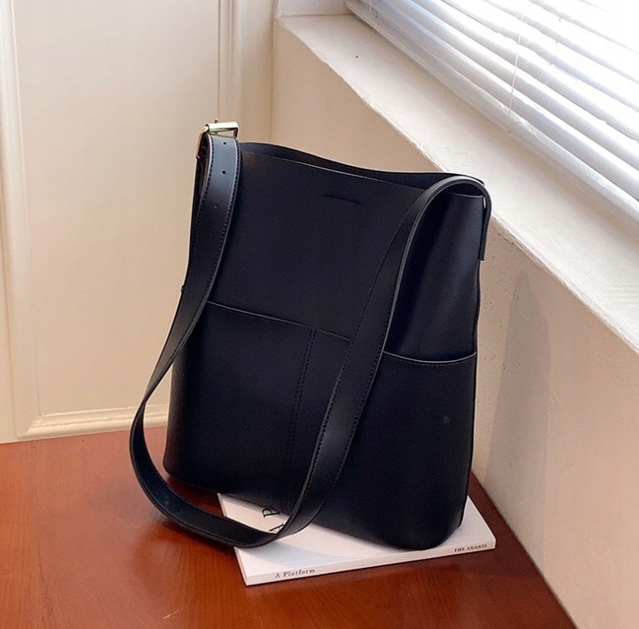 Torebka Damska Szoperka CZARNA Torba na Ramię Pojemna Shopper A4 Eko Skóra