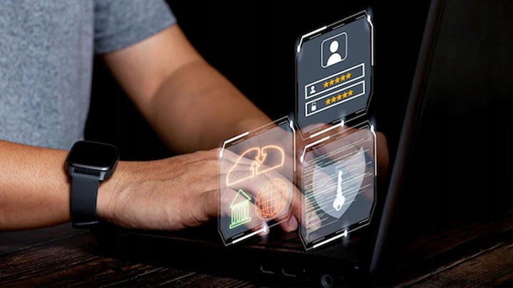 Lokalizator GPS MiCard karta do portfela z lokalizatorem APPLE IOS