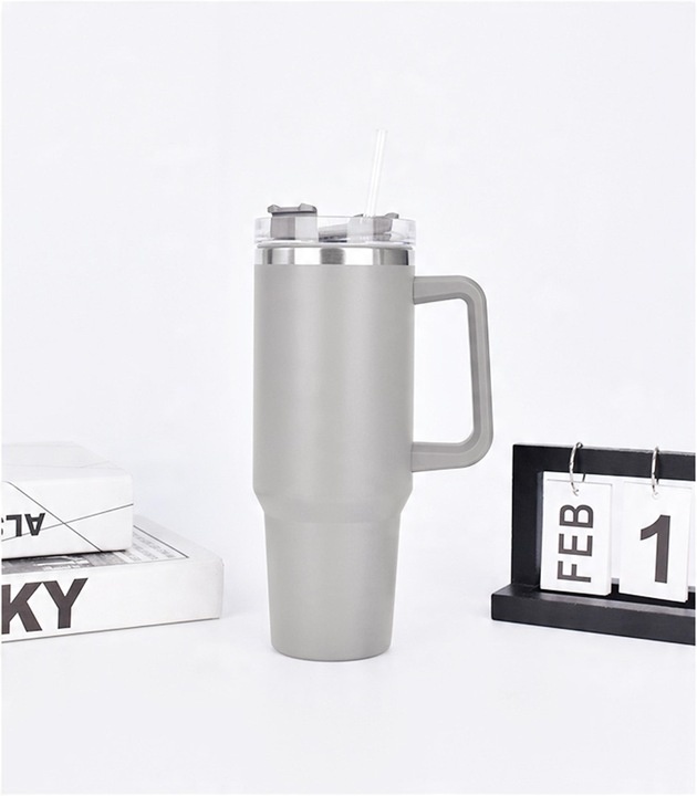 MagiCook KUBEK TERMICZNY 1200 ML ZE SŁOMKĄ STYLE USA Jasna Szarość