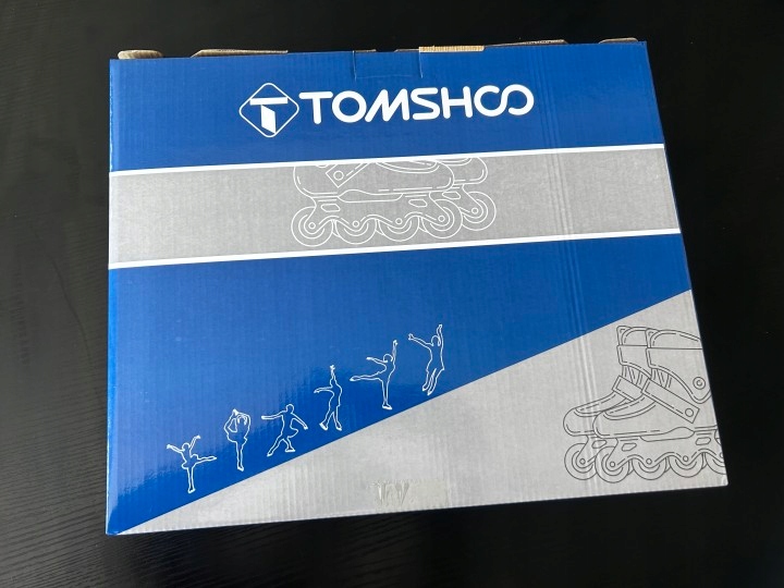 ROLKI DZIECIĘCE REGULOWANE Z KÓŁKAMI PODŚWIETLANYMI S NIEBIESKI