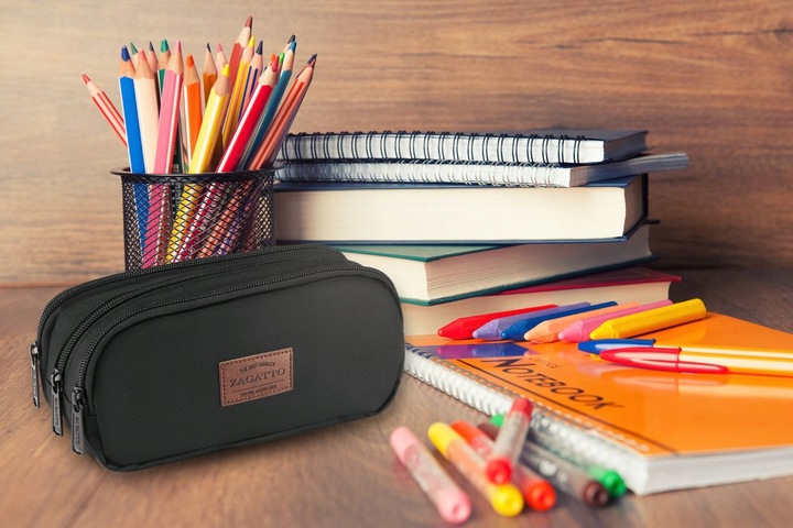 Piórnik szkolny duży trzykomorowy saszetka do szkoły czarny pojemny ZAGATTO
