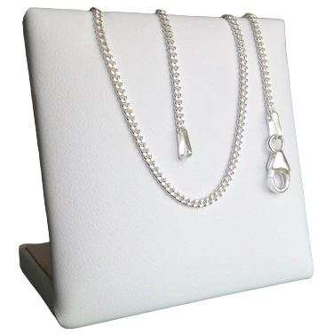 Łańcuszek srebrny z zawieszką (krzyżyk srebrny)