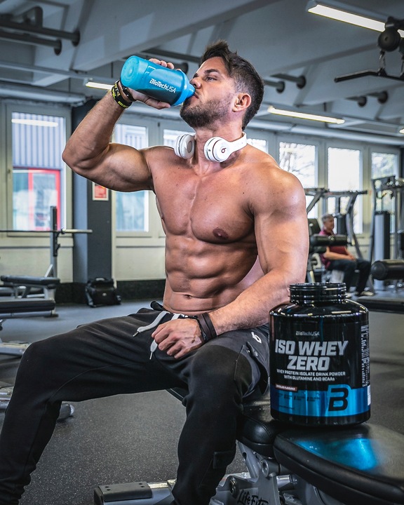 BIOTECH ISO WHEY ZERO 500g PROTEIN ISOLATE WPI EAA | WANILIA