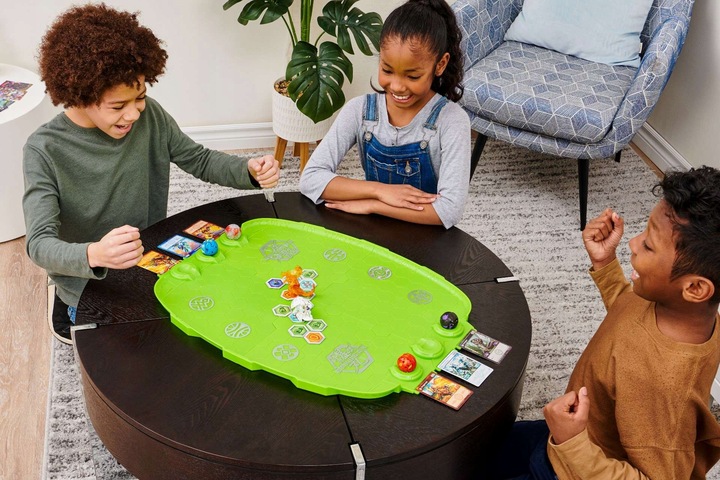 ZESTAW BAKUGAN BATTLE ARENA EVO LEONIDAS + FIGURKA I KARTY