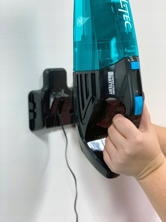 ODKURZACZ RĘCZNY BEZPRZEWODOWY AKUMULATOROWY SAMOCHODOWY CZYŚCI NA MOKRO