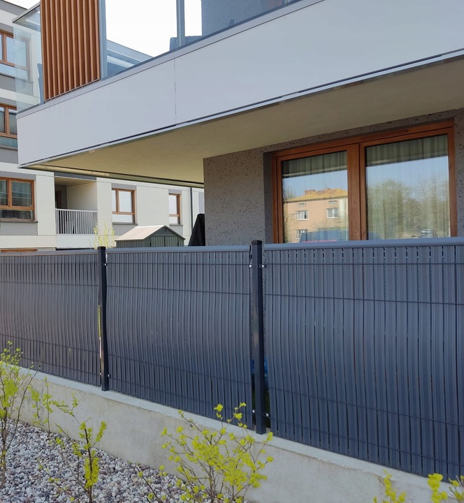 GRAFITOWA OSŁONA NA PŁOT LISTWY NA OGRODZENIE PANELE LAMELE 122X250CM
