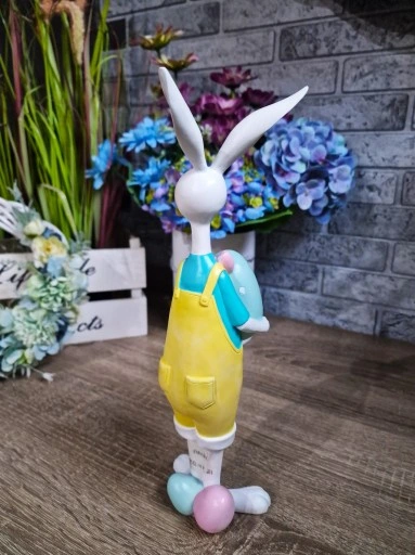 FIGURKA WIELKANOCNY ZAJĄC KRÓLIK Z PISANKĄ model X