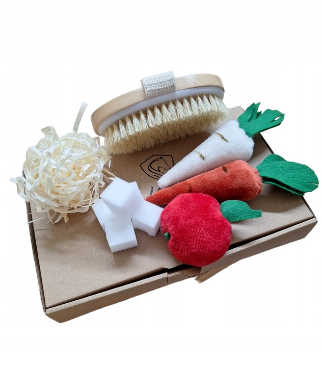 SMACZKI DLA HOBBY HORSE (MARCHEW,PIETRUSZKA,SIANKO, JABŁKO -SZCZOTKA )..