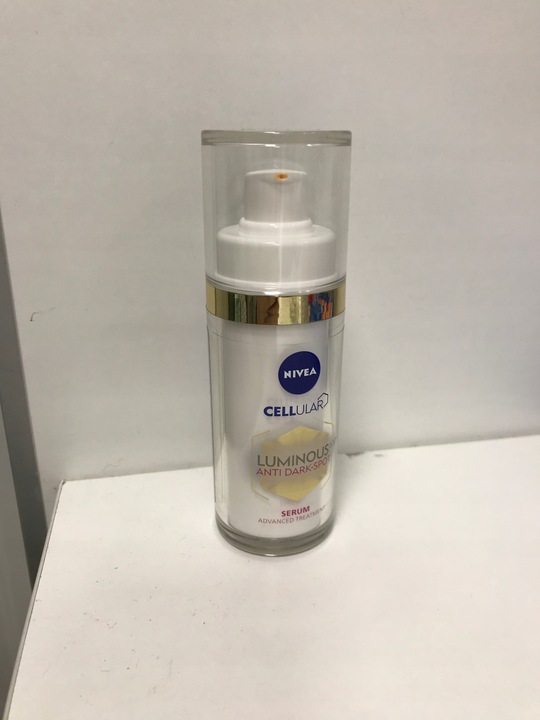 NIVEA CELLULAR LUMINOUS 630 Serum na przebarwienia przeciw plamom 30ml