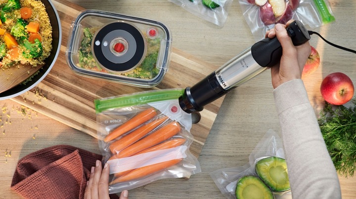 Blender ręczny Bosch MSM6M820 Mocny 1200W Rozdrabniacz Kubek QuattroBlade