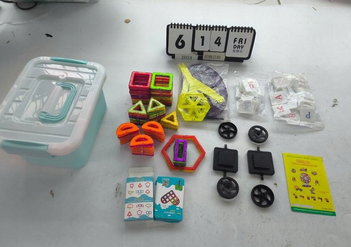 Kreatywne Klocki Magnetyczne Dla Dzieci 3-8 Lat 180 Elementów