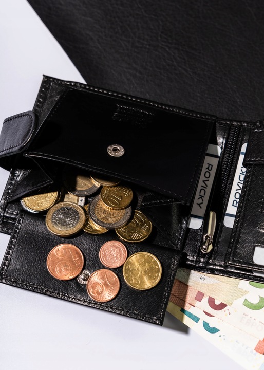 Elegancki portfel męski skórzany zapinany w pudełku na prezent Always Wild