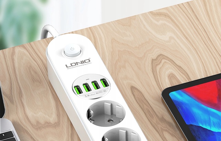 LDNIO LISTWA ZASILAJĄCA PRZEDŁUŻACZ 4 GNIAZDAMI AC 4 PORTY USB Z KABLEM 2M
