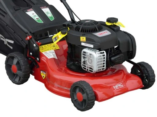 KOSIARKA SPALINOWA BEZ NAPĘDU NAC LP42-300 BRIGGS SZEROKOŚĆ 42 CM LEKKA