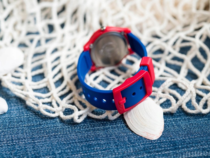 DZIECIĘCY ZEGAREK QQ VS59J009Y DLA CHŁOPCA 10BAR