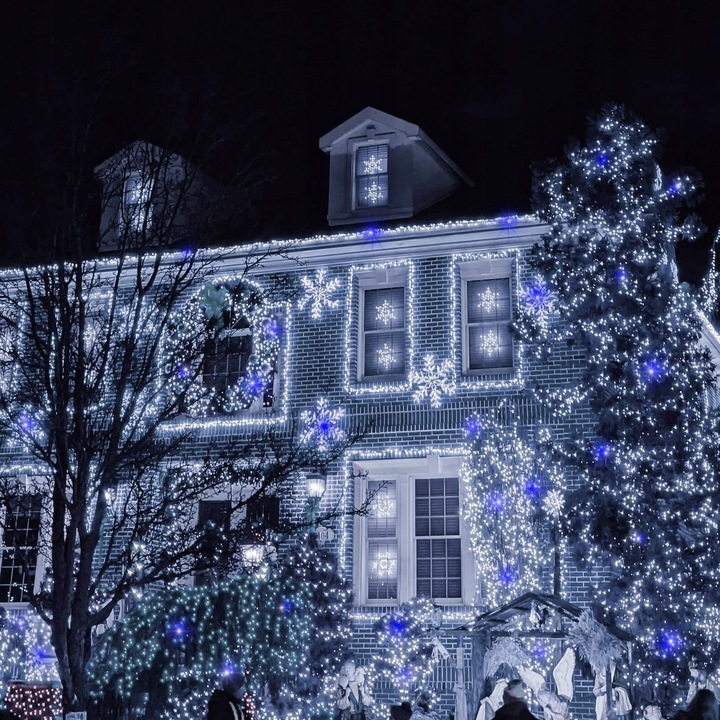 LAMPKI CHOINKOWE 300LED 24m zewnętrzne GRUBE ZIMNE BIAŁE + NIEBIESKI FLASH