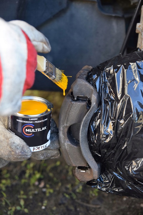 Lakier do zacisków hamulcowych RAL 9005 połysk