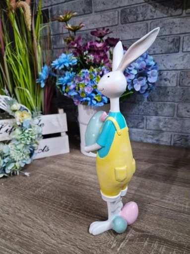 FIGURKA WIELKANOCNY ZAJĄC KRÓLIK Z PISANKĄ model X