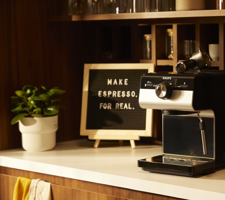 Ekspres kolbowy z dyszą spieniającą KRUPS Authentic+ C80 XP384G 15 bar