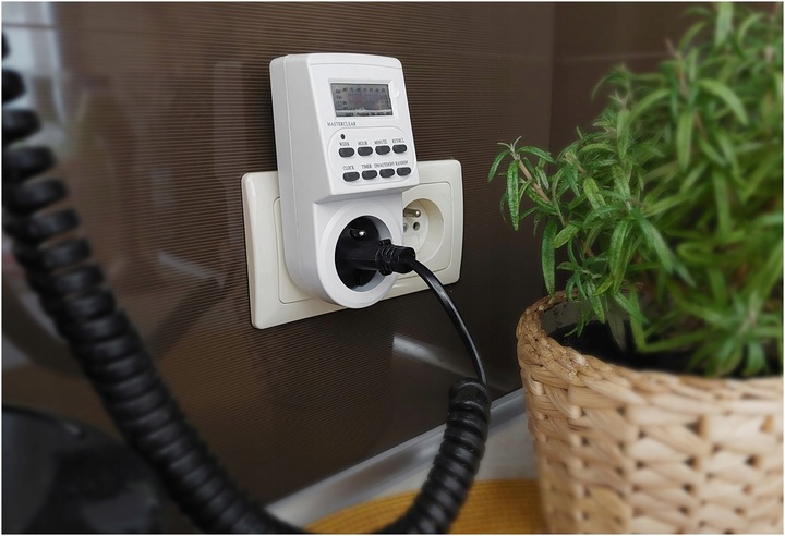 Programator Czasowy Elektroniczny Wyświetlacz 230V/16A Certyfikat CE