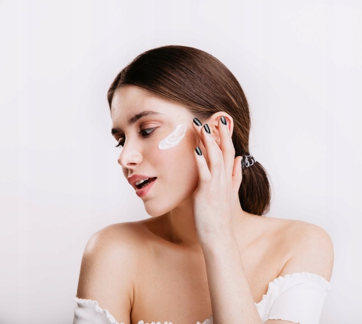 APIS KREM NAWILŻAJĄCY Do Twarzy Aktywny Kwas Hialuronowy Minerały 30+ 50 ml