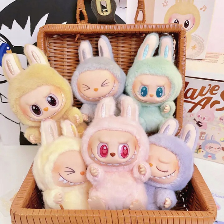 Zielony LABU-BU 2RD THE MONSTERS ANIME PLUSZOWA ZABAWKA Bez pudełka