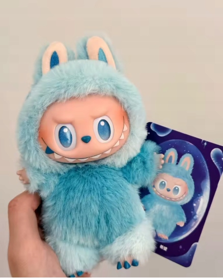 LABU-BU MASKOTKA STWOREK NIESPODZIANKA MONSTER BRELOK DLA DZIECI