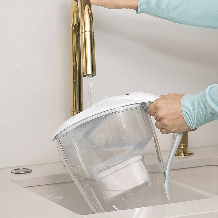 Dzbanek filtrujący Dafi Astra biały + 3 filtry