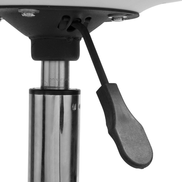 FOTEL OBROTOWY KRZESŁO BIUROWE NA KÓŁKACH