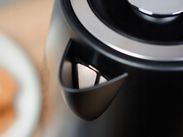 CZAJNIK ELEKTRYCZNY BEZPRZEWODOWY C295C MOC 2150W POJEMNOŚĆ 1,7L