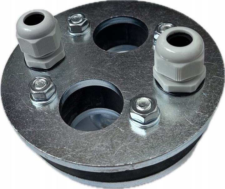 Głowica studzienna 125/32 x 2 na dwie pompy, Głowica do studni głębinowej