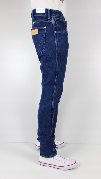 WRANGLER X PETER MAX JEANSY TAPERED BRYSON_W28 L32