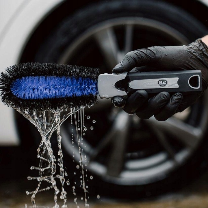 K2 - SZCZOTKA DO MYCIA FELG I KOŁPAKÓW - M358