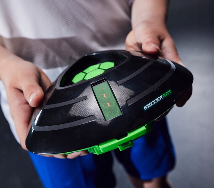 Soccerbot - Inteligentny robot do gry w piłkę nożną POLSKA WERSJA JĘZYKOWA