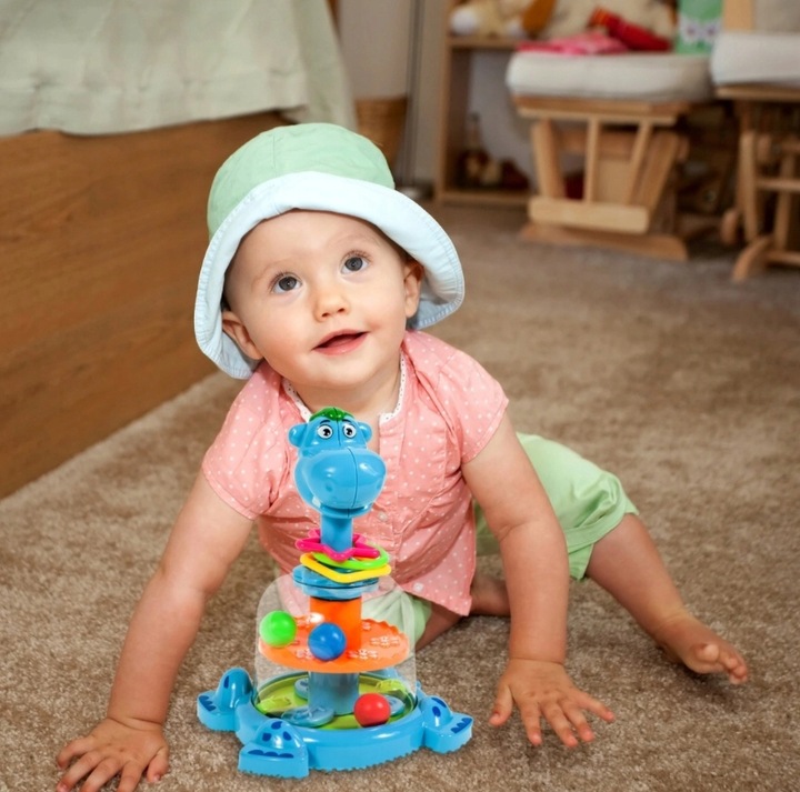 BĄCZEK INTERAKTYWNY SPINNER HIPCIO KARUZELKA Z KULECZKAMI DZIECI NA ROCZEK