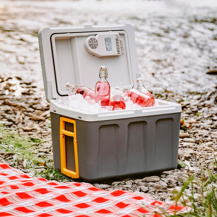Lodówka turystyczna 40L samochodowa przenośna grzanie Adler