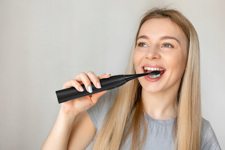 Szczoteczka soniczna elektryczna do zębów 3 tryby Krexus Timer IPX7