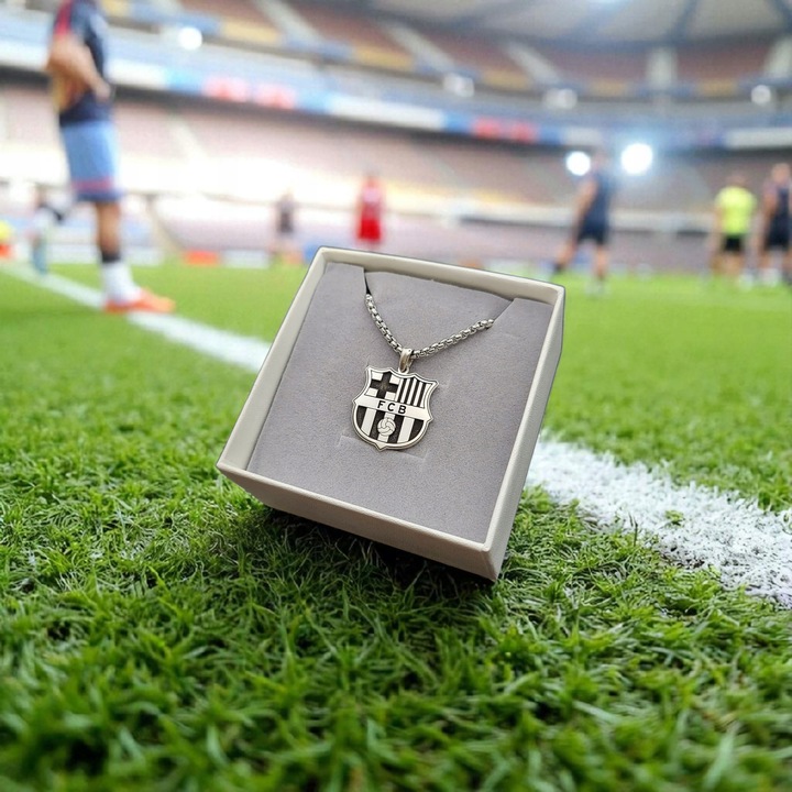 Zawieszka srebrna FCB