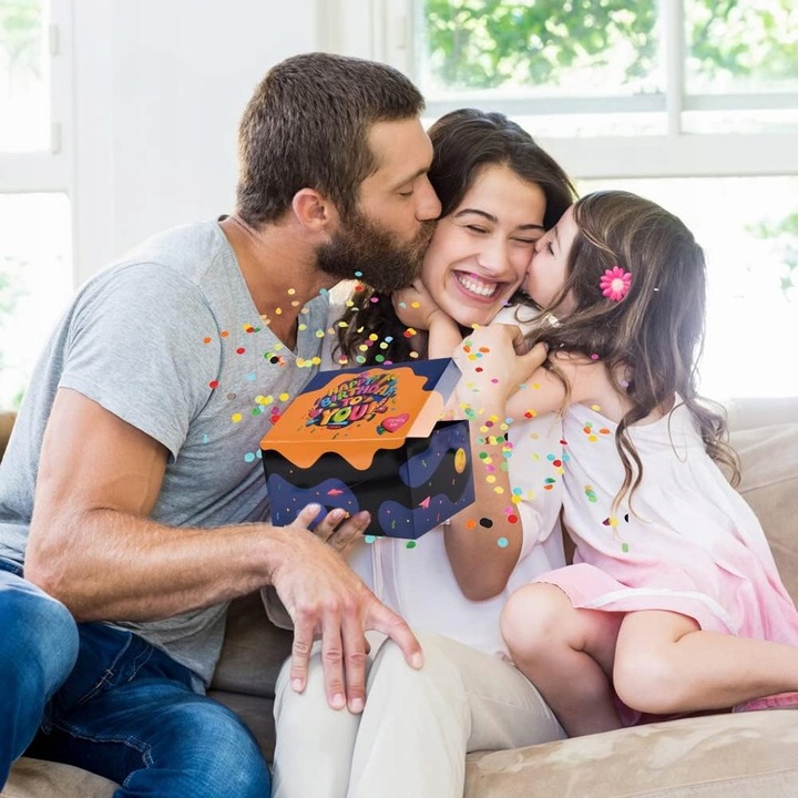 PUDEŁKO OZDOBNE PREZENTOWE DIY NIESPODZIANKA WYBUCH URODZINY +2X KONFETTI