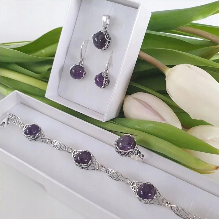 Kolczyki Wiszące srebro pr. 925 Eleganckie z Pięknym Naturalnym AMETYSTEM