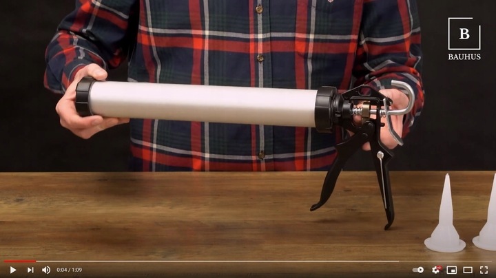 PISTOLET WYCISKACZ do mas silikonu tubowy do masy uszczelniaczy 600ml