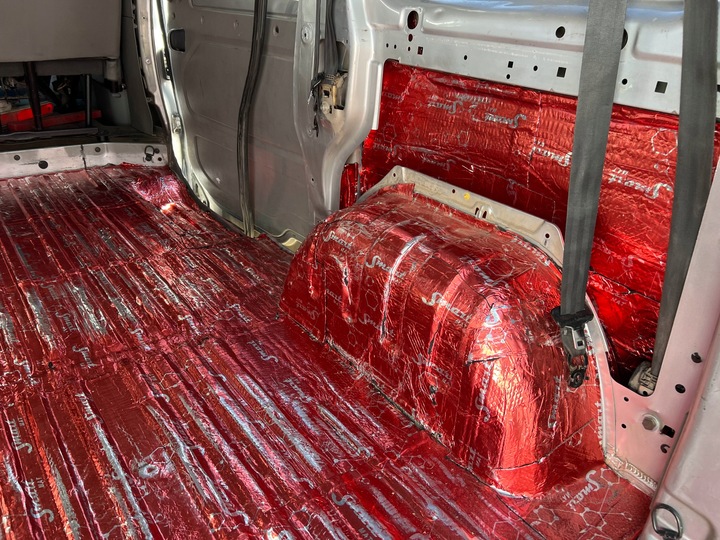 MATA WYGŁUSZAJĄCA 2mm BUTYLOWA alubutyl 400x50 2m2 drzwi bagażnik podłoga