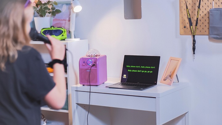 GŁOŚNIK BLUETOOTH LED RGB 50W+ MIKROFON KARAOKE