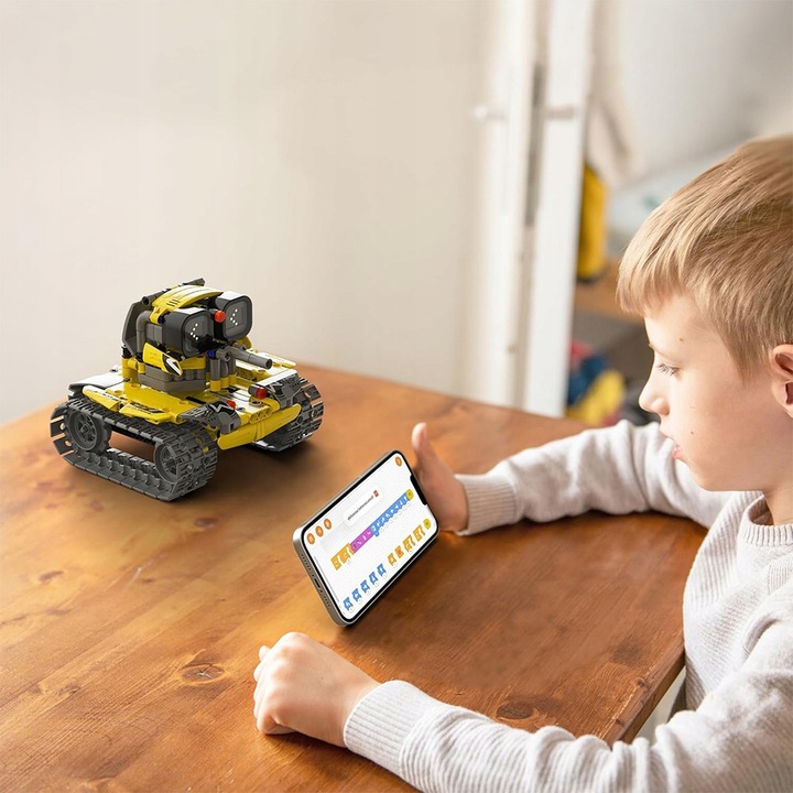 ROBOT PROGRAMOWALNY STEROWANY INTERAKTYWNY KONSTRUKCYJNY APP I PILOT 3W1