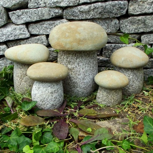 ozdobne kamienie figurki ekologiczne grzyby 5 szt