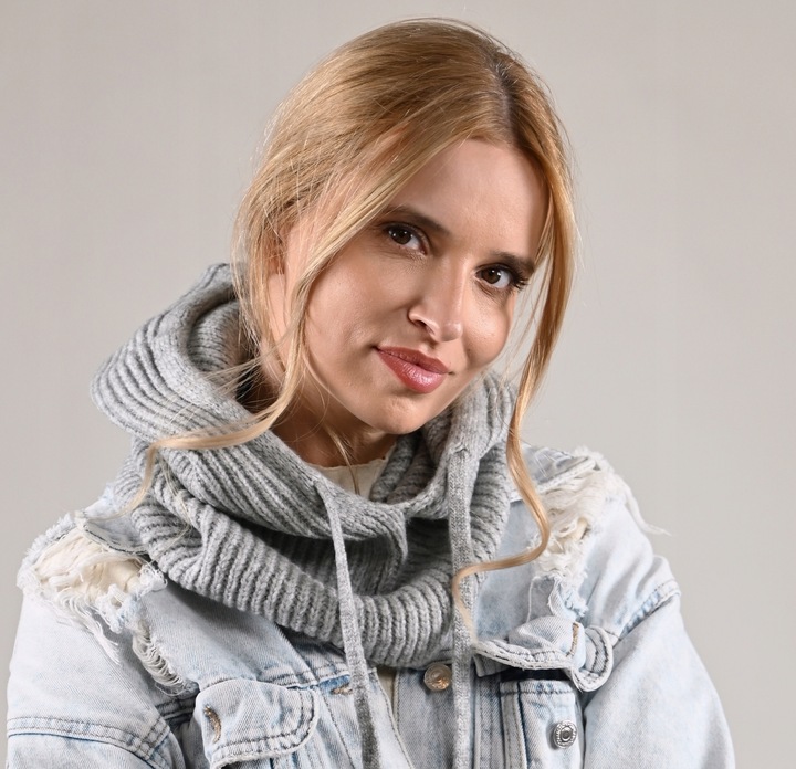 Czapka damska szara KAPTUR modny balaclava Kominiarka komin miekka zimowa