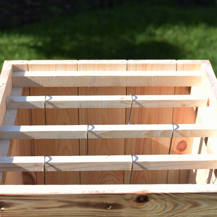 WĘDZARNIA DREWNIANA OGRODOWA SOLIDNA PREMIUM 60 CM PALENISKO XXL 30x30x35