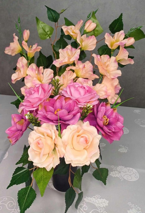 Wiązanka bukiet stroik na grób cmentarz do wazonu